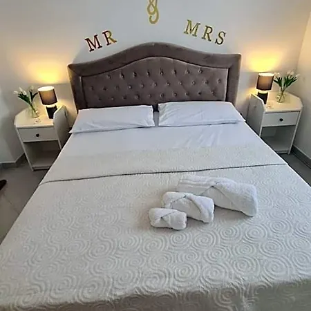 Hotel Golden Hill