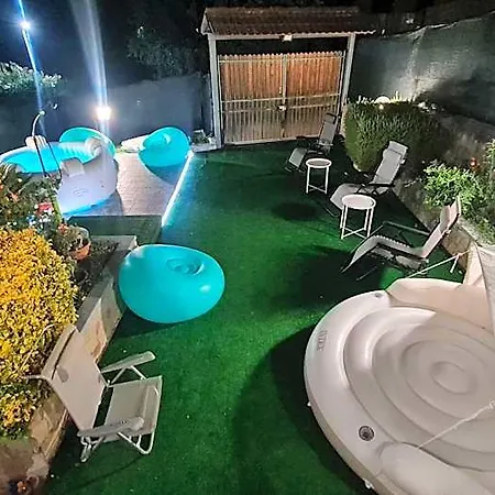 Golden Hill Hotel 4*